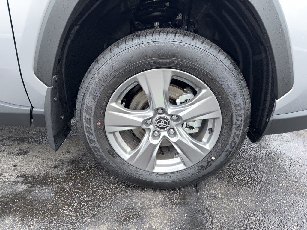 Thumbnail: 2025 Toyota RAV4 - 12