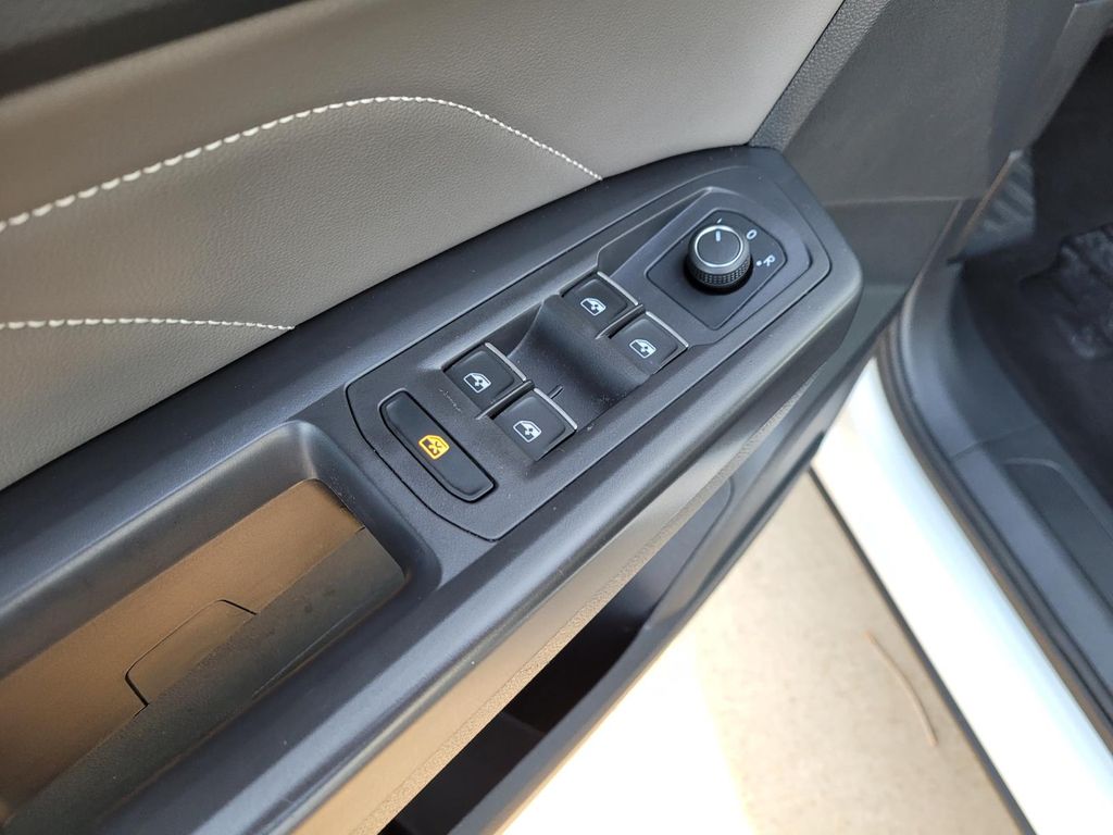 used 2023 Volkswagen Atlas car, priced at $21,700