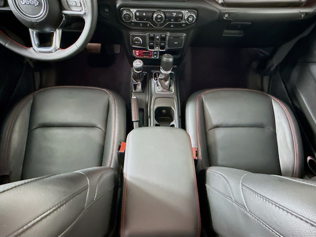 Thumbnail: 2023 Jeep Gladiator - 17