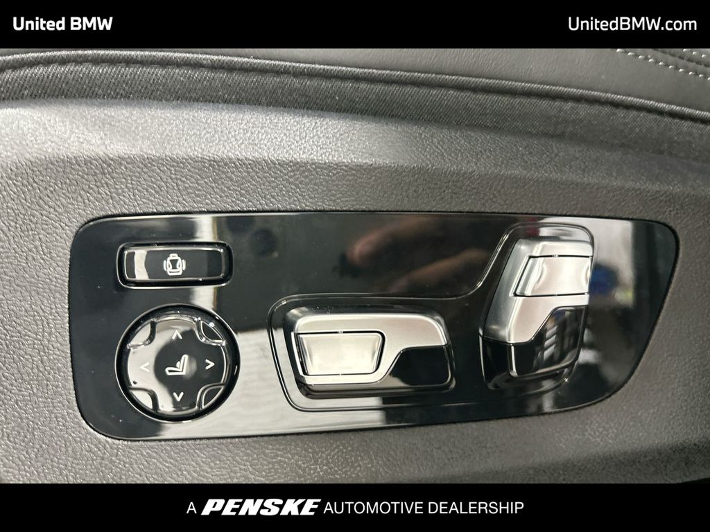 Thumbnail: 2026 BMW X5 - 12