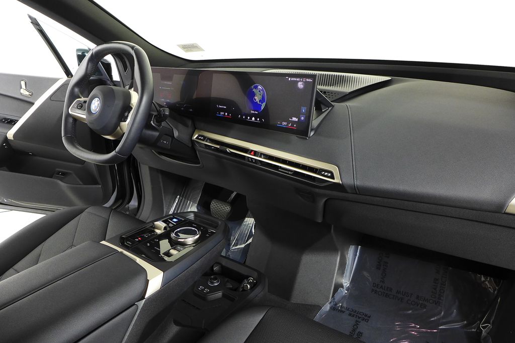 2024 BMW iX xDrive50 12