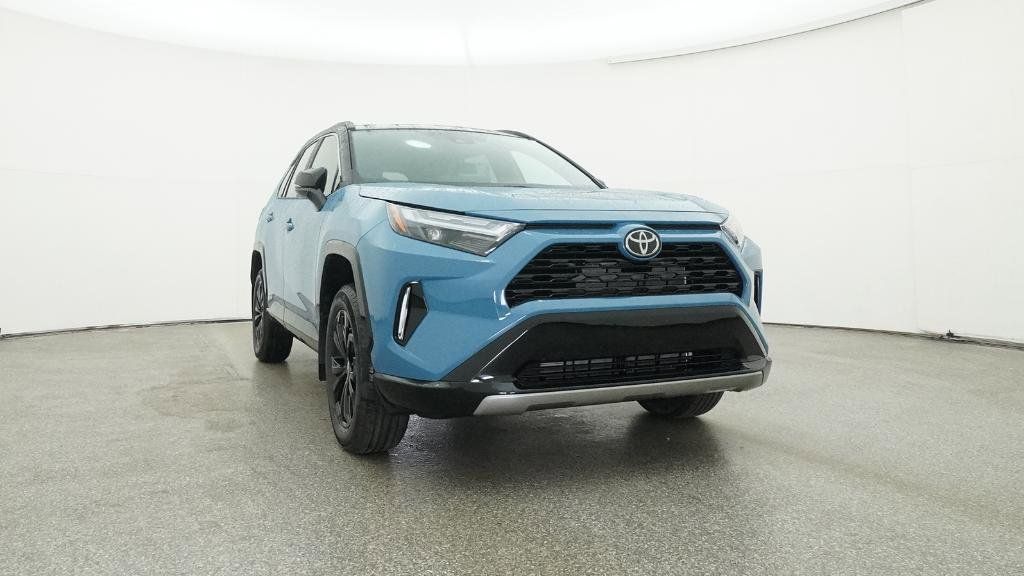 Thumbnail: 2025 Toyota RAV4 - 24