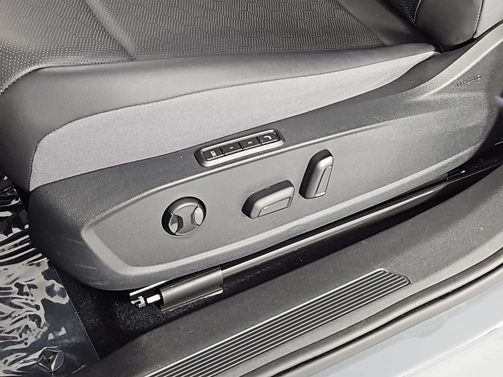 Thumbnail: 2024 Volkswagen ID.4 - 23