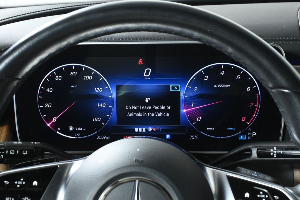 Thumbnail: 2023 Mercedes-Benz GLC - 19