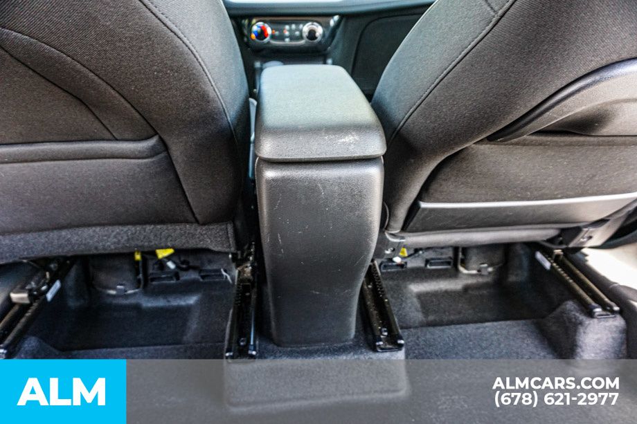 Used 2025 Gray Chevrolet LT image 30