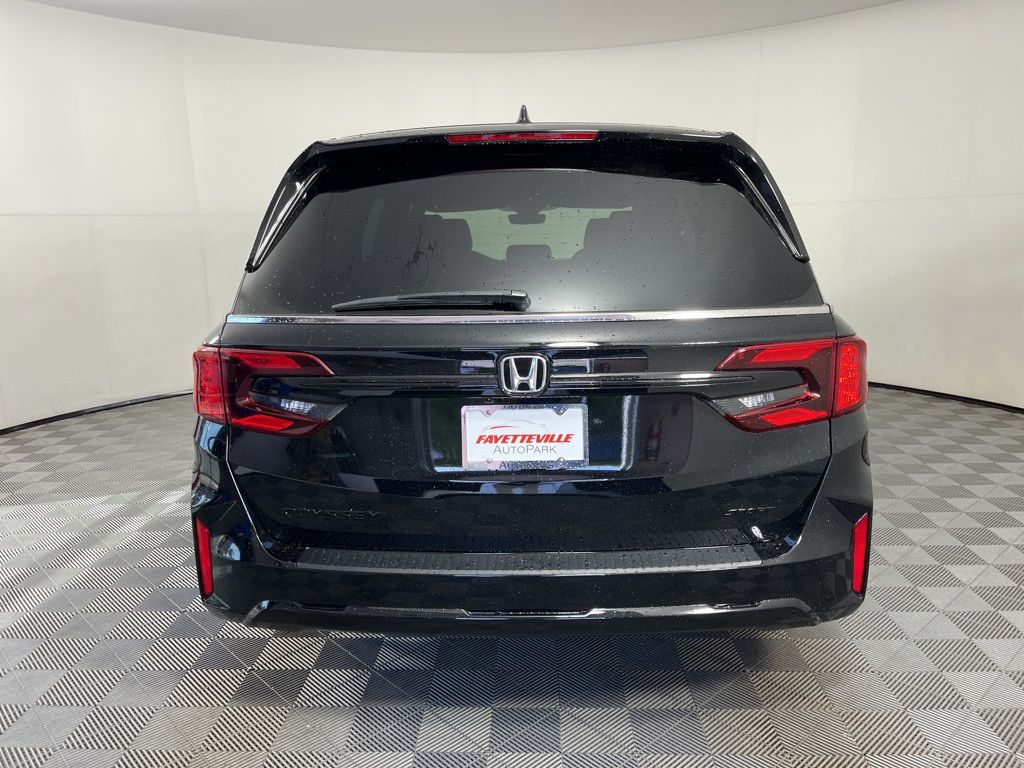 Thumbnail: 2026 Honda Odyssey - 4