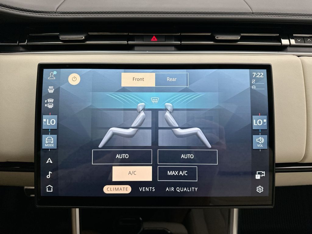 Thumbnail: 2025 Land Rover Range Rover - 25