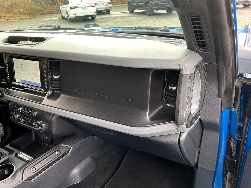 2021 Ford Bronco — photo 13