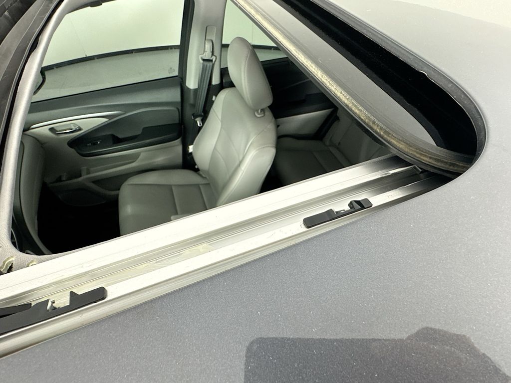 Used Car 2020 Honda Pilot  Ex-l For Sale Under $25,000 In Austin, Texas