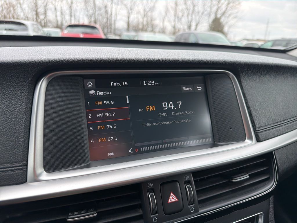 Thumbnail: 2020 Kia Optima - 27