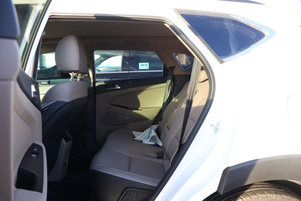 Thumbnail: 2021 Hyundai Tucson - 32