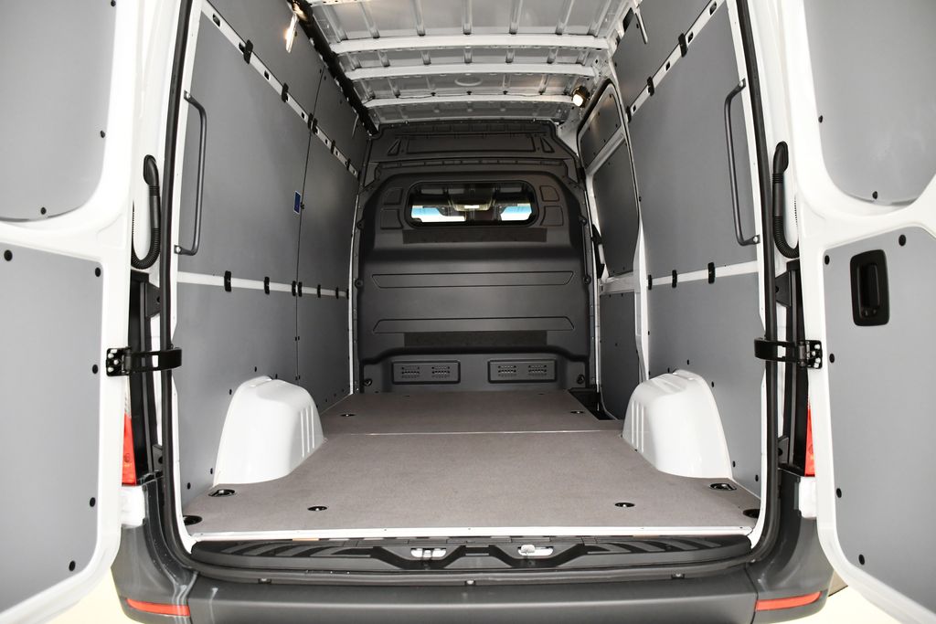 Thumbnail: 2026 Mercedes-Benz Sprinter - 30