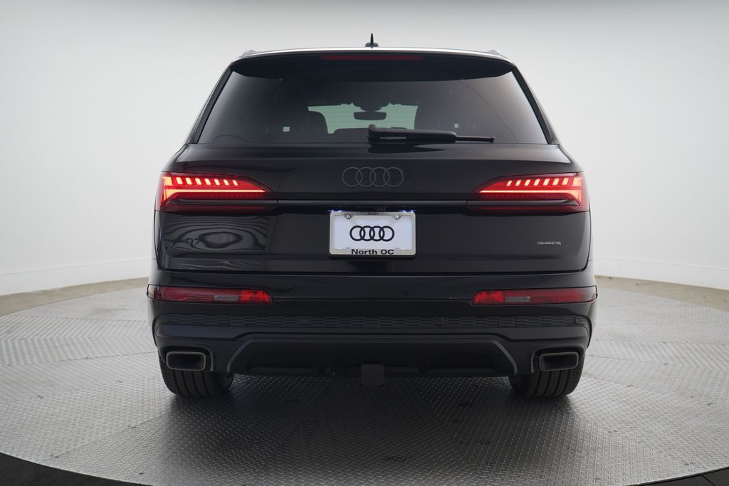 Thumbnail: 2026 Audi Q7 - 4