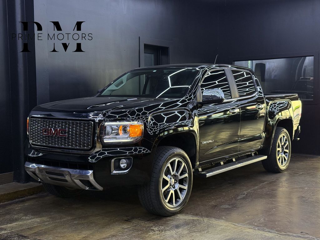 Onyx Black 2017 GMC Canyon Pickup Truck Four-Wheel Drive 6-Speed Automatic