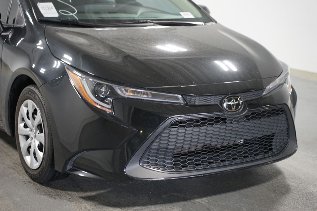 2022 Toyota Corolla LE 4