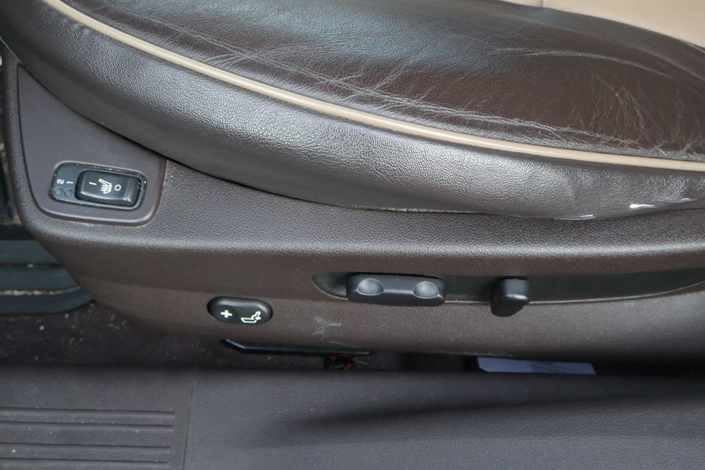 Thumbnail: 2012 Chevrolet Malibu - 15
