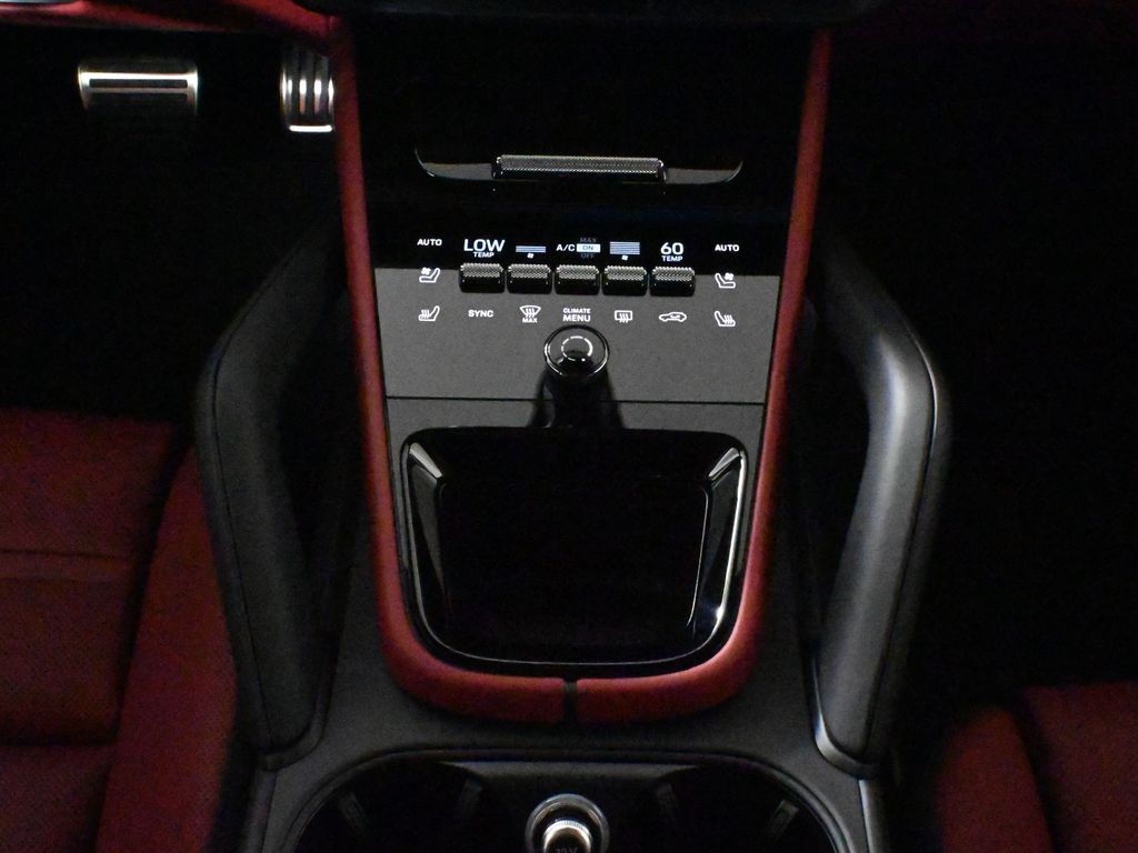 Thumbnail: 2026 Porsche Cayenne - 25