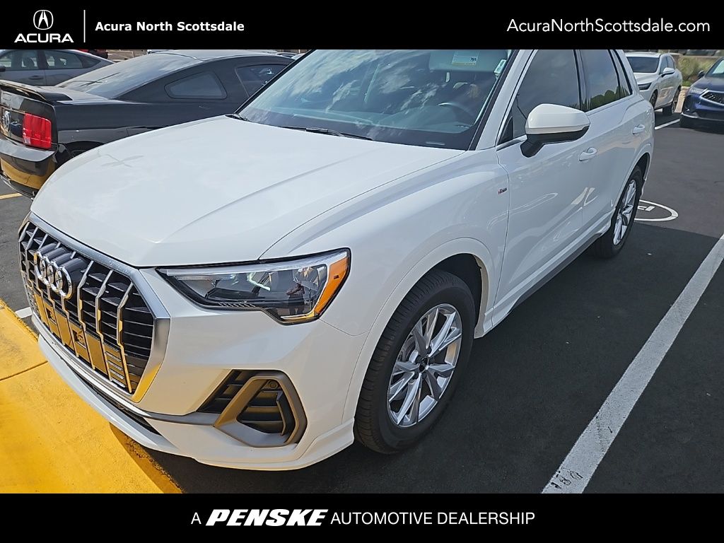 Thumbnail: 2022 Audi Q3 - 1