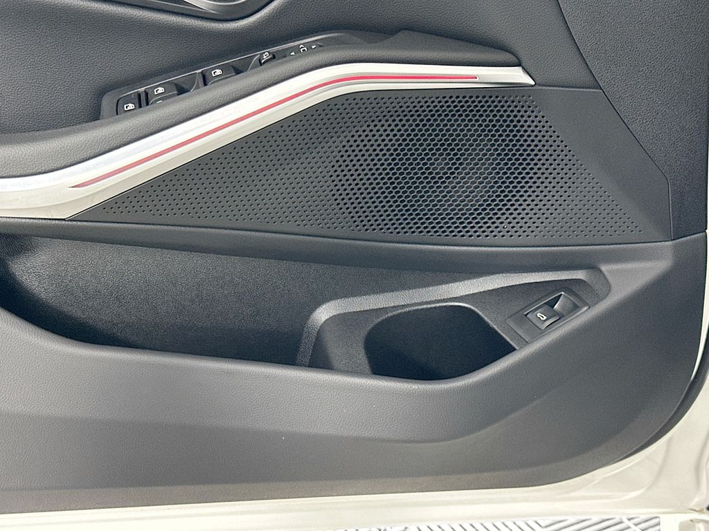 Thumbnail: 2025 BMW 3 Series - 19