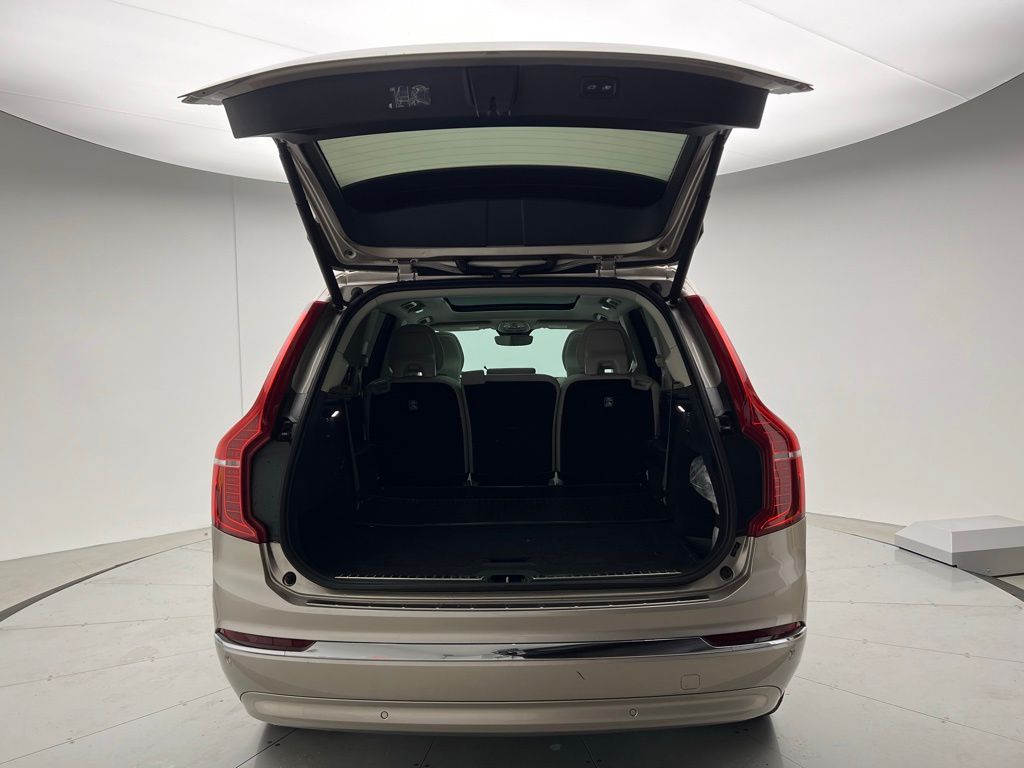 Thumbnail: 2023 Volvo XC90 - 5