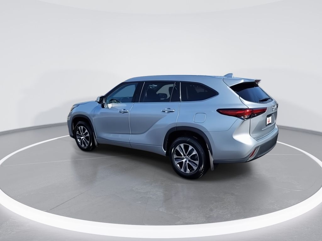 2021 Toyota Highlander XLE 6