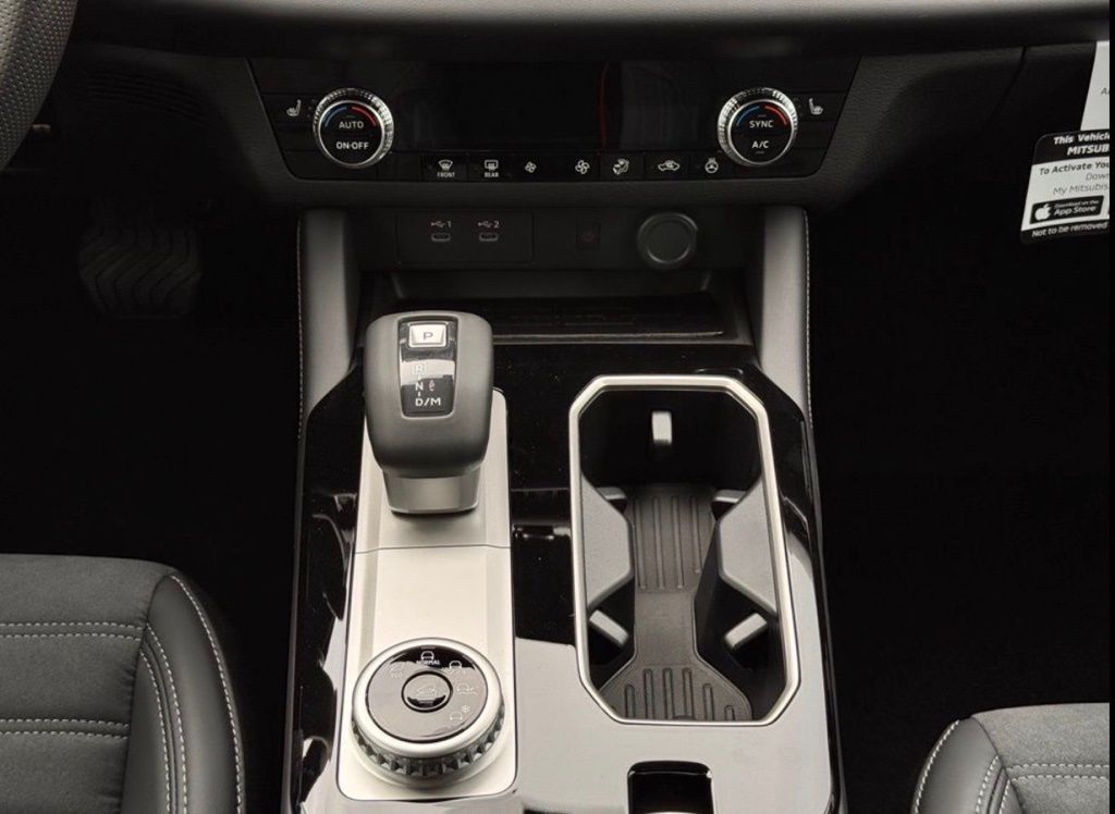 New 2026 Mitsubishi Outlander SUV
