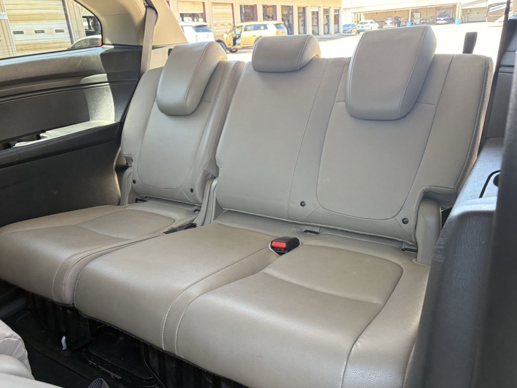 2018 Honda Odyssey EX-L White at Community Honda