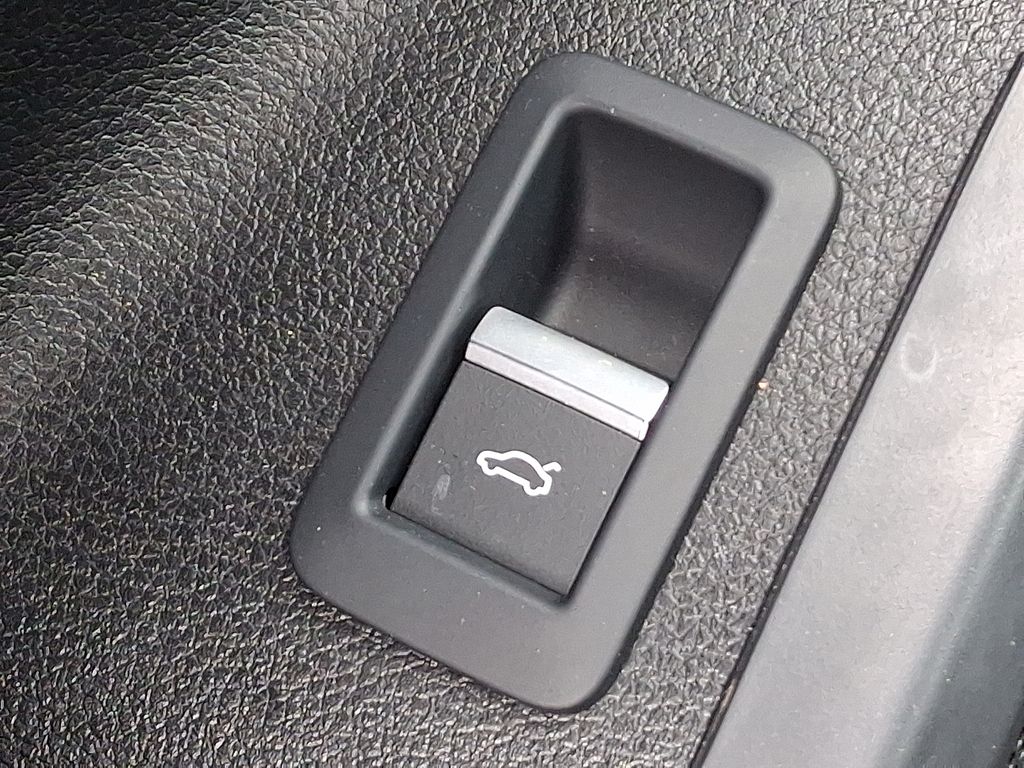 2024 Audi Q5 Premium 27