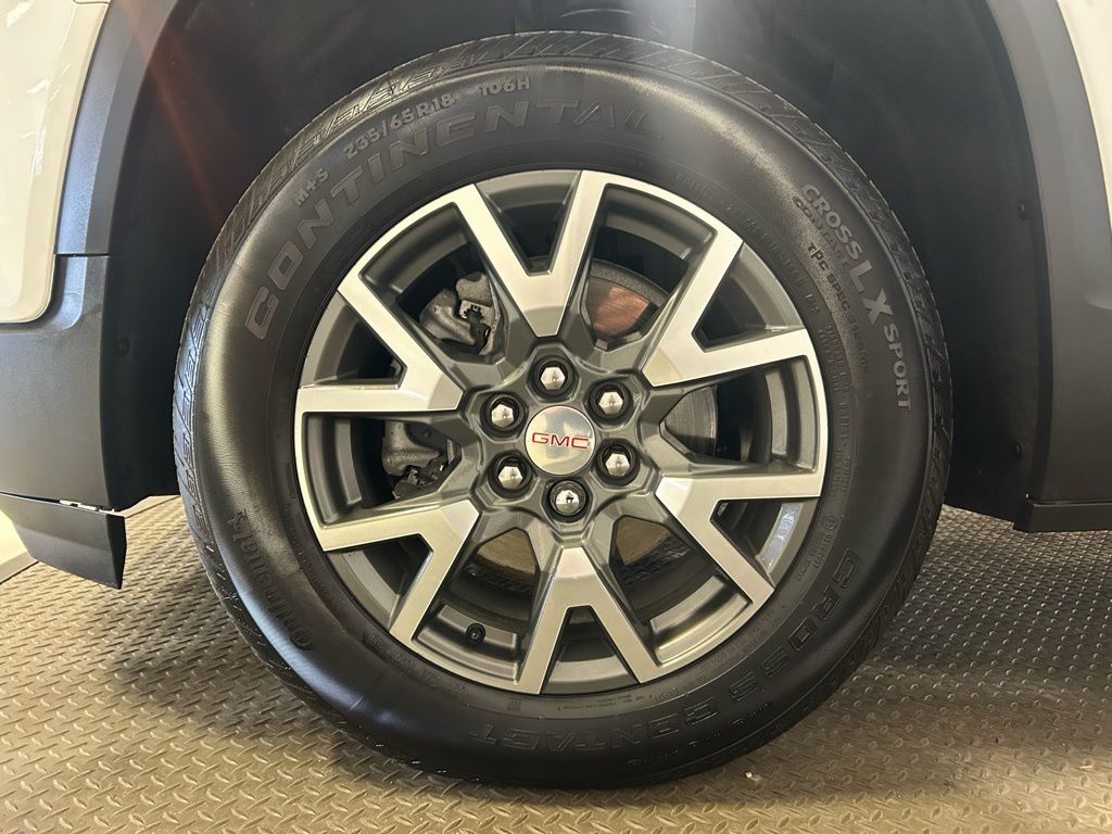 used 2023 GMC Acadia car, priced at $30,246