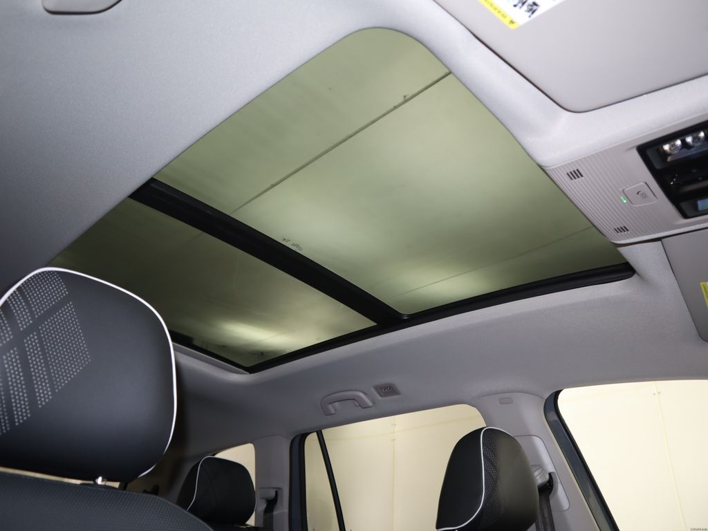 Thumbnail: 2026 Volkswagen Atlas - 19