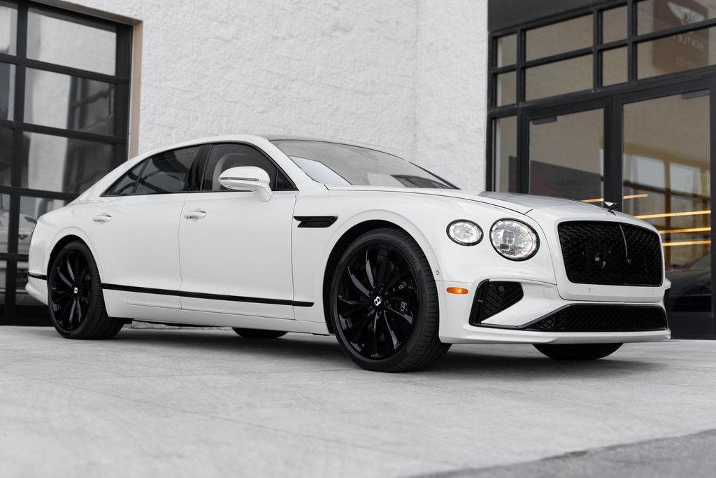 2026 Bentley Flying Spur's photo