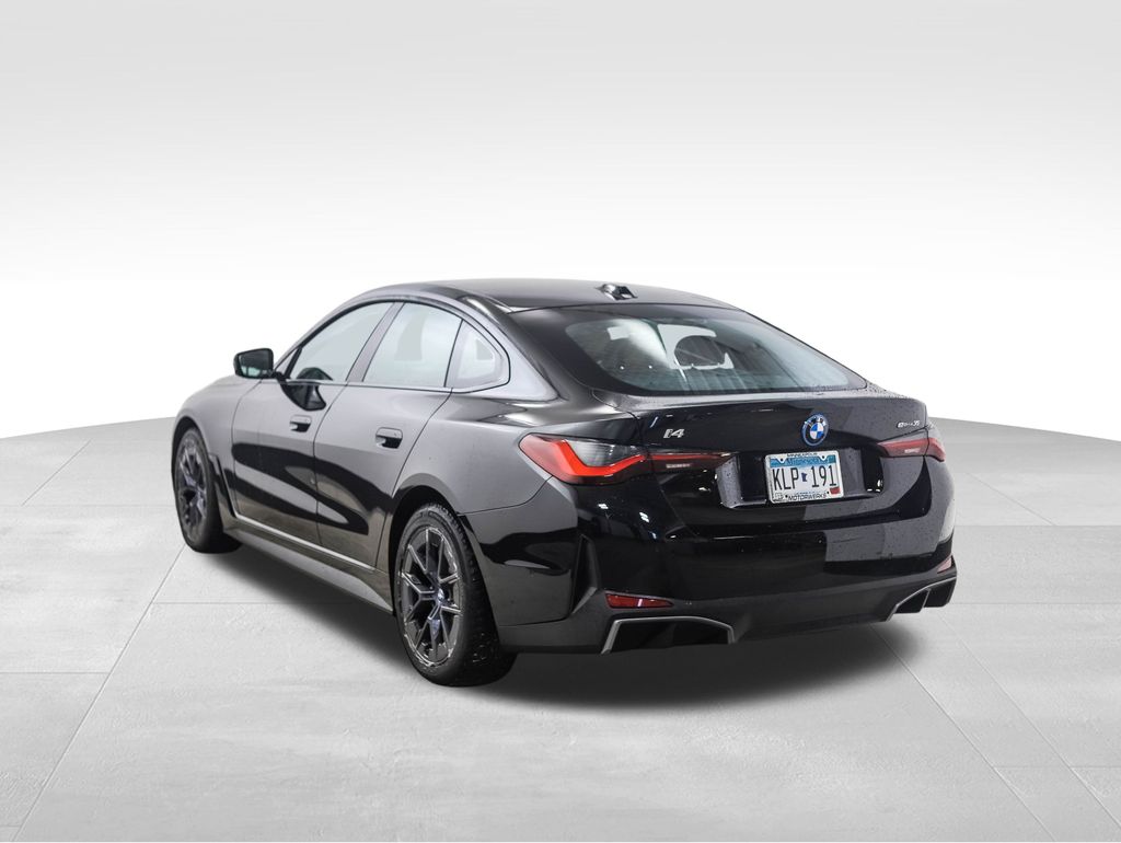 Thumbnail: 2023 BMW i4 - 3