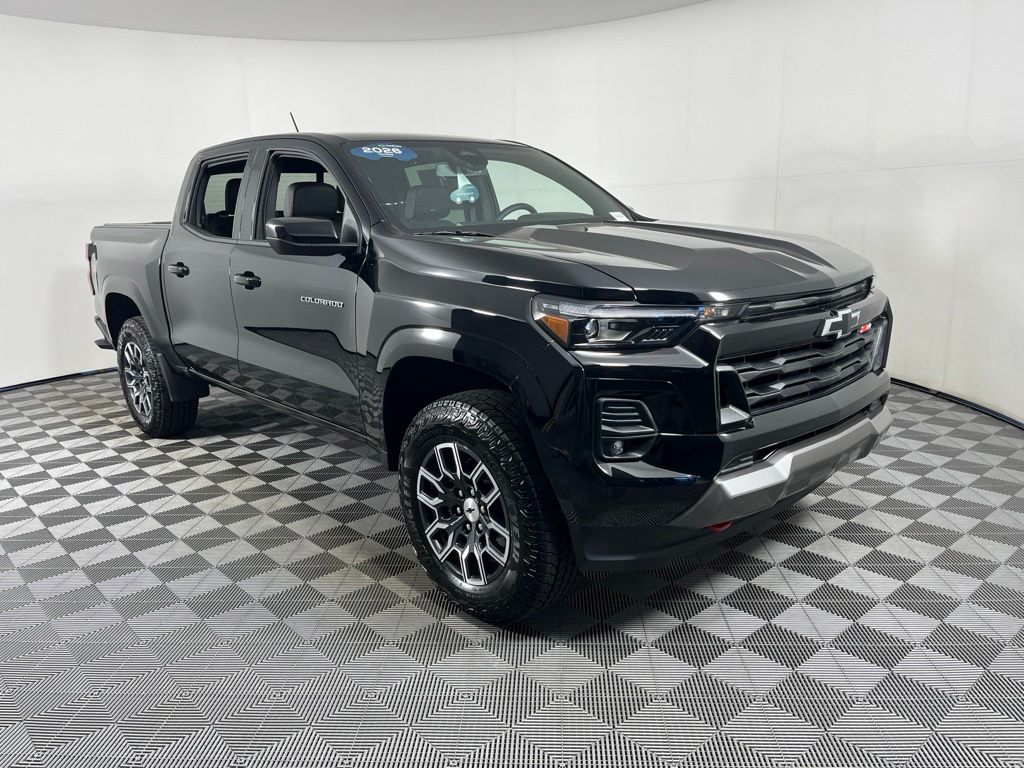 Thumbnail: 2026 Chevrolet Colorado - 16