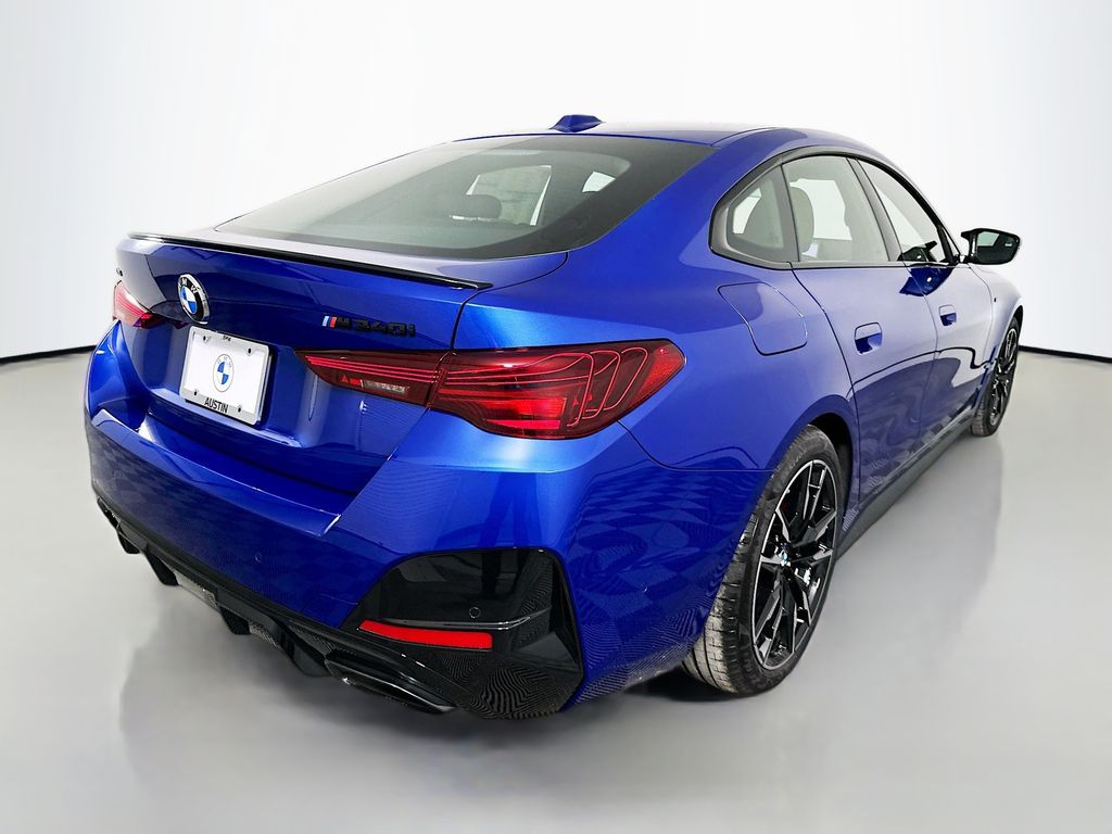 Thumbnail: 2026 BMW 4 Series - 5
