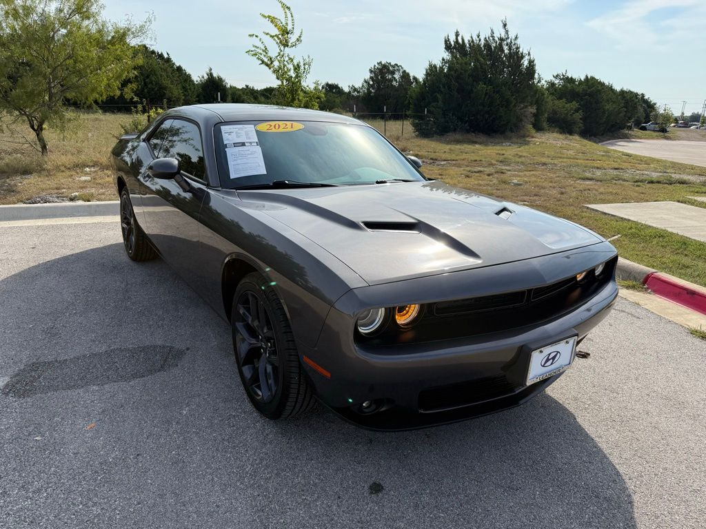Thumbnail: 2021 Dodge Challenger - 3