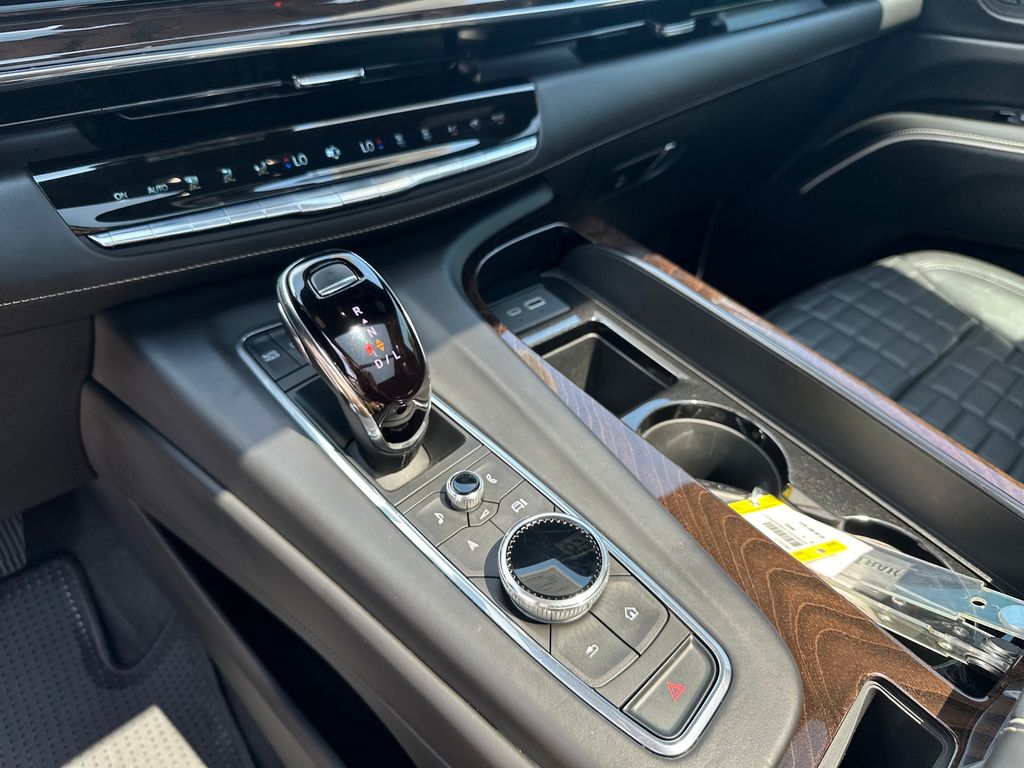 Used Car 2023 Cadillac Escalade  Sport Platinum For Sale Under $90,000 In Austin, Texas