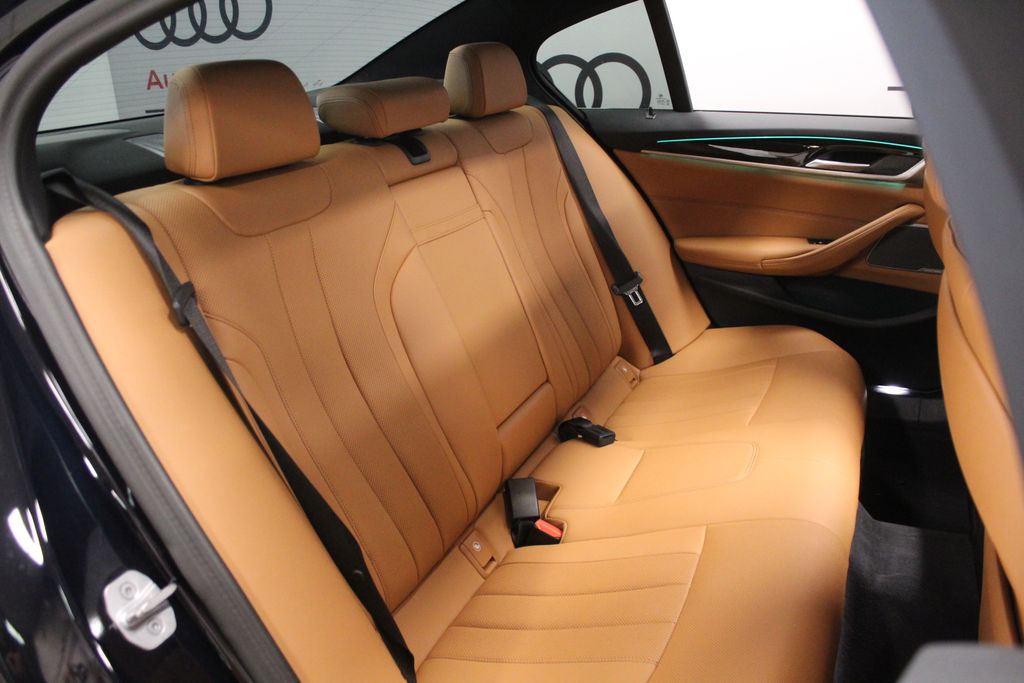 Thumbnail: 2023 BMW 5 Series - 29