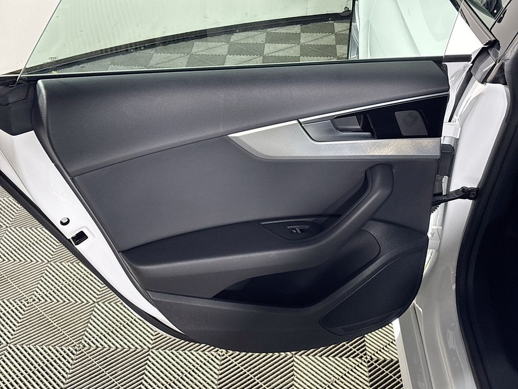 2025 Audi A5 Sportback 45 S line Premium