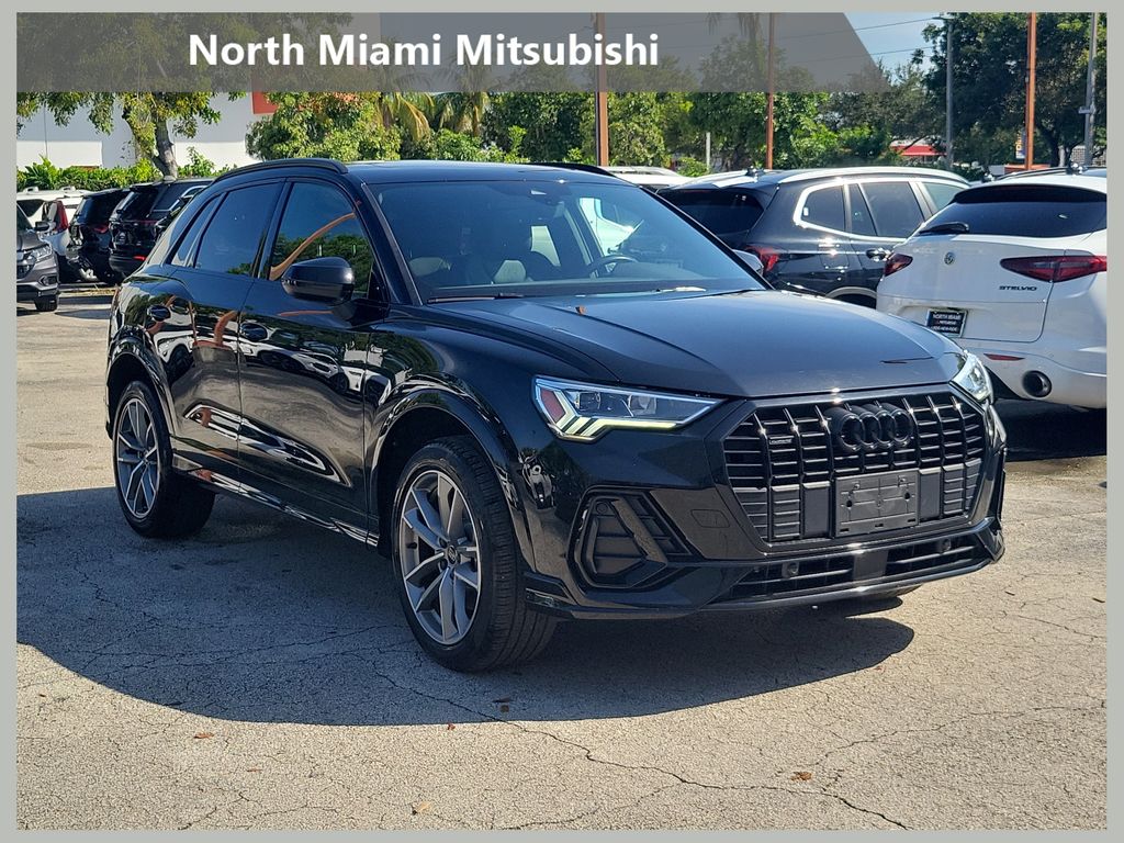  2024 Audi Q3 quattro Premium S Line 45 TFSI   