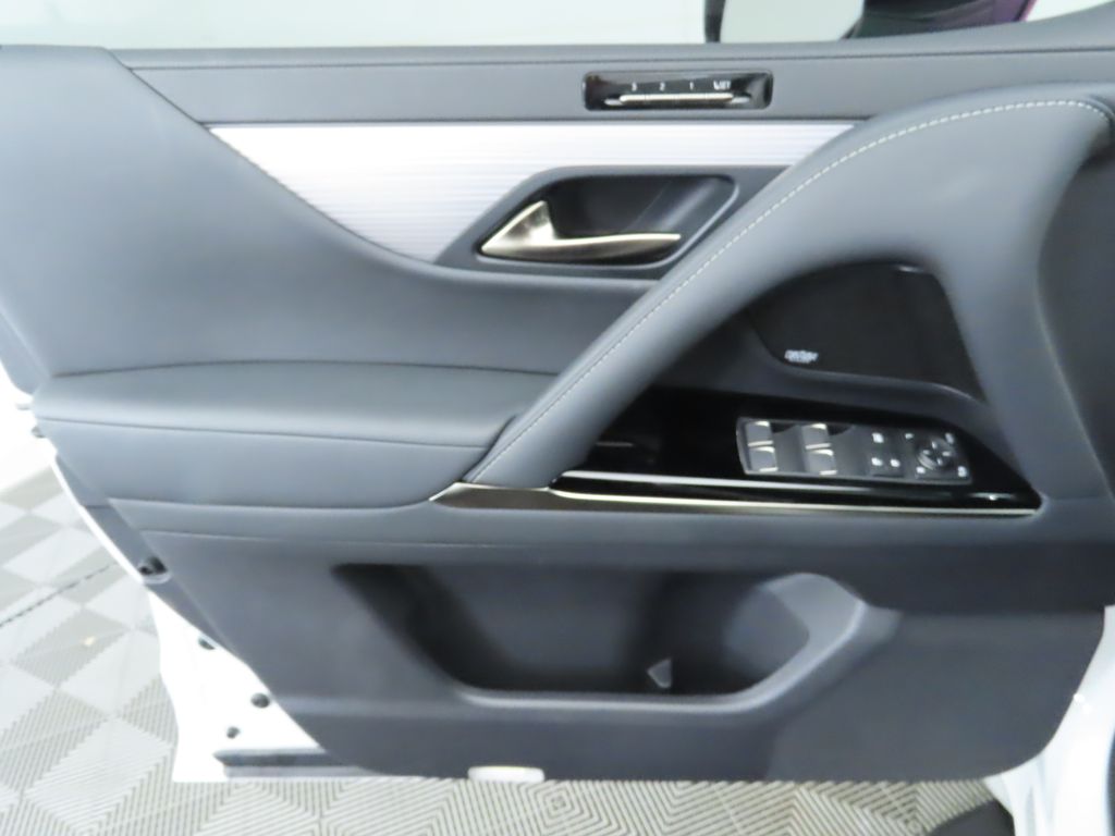 Thumbnail: 2024 Lexus LX - 24