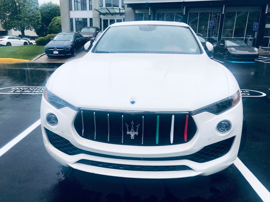 2021 Maserati Levante Base 2