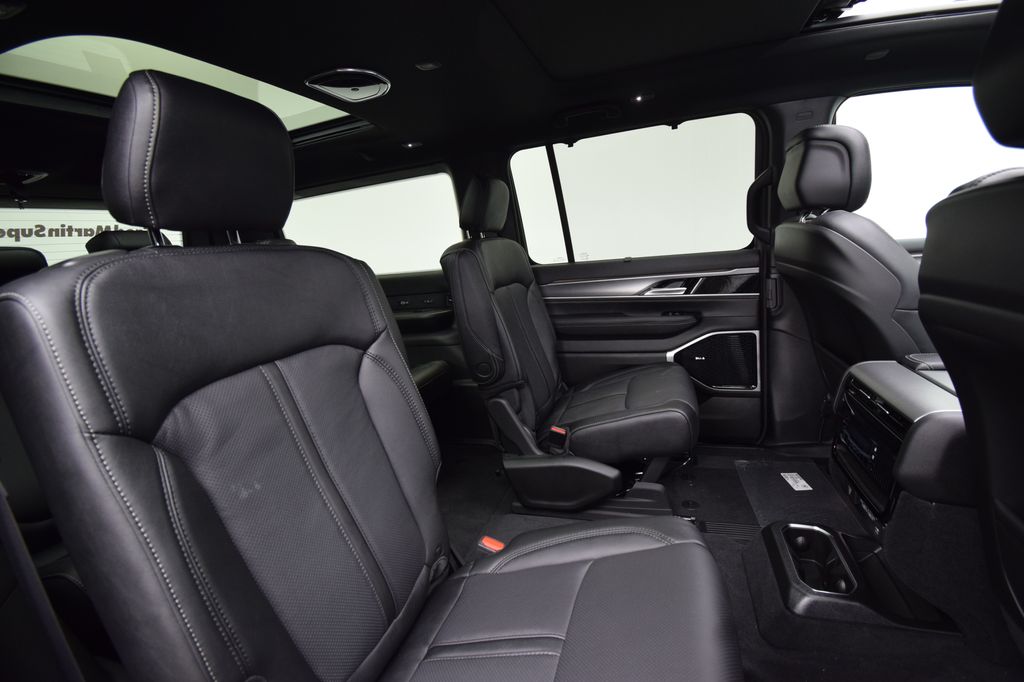 new 2026 Jeep Grand Wagoneer car, priced at $79,757