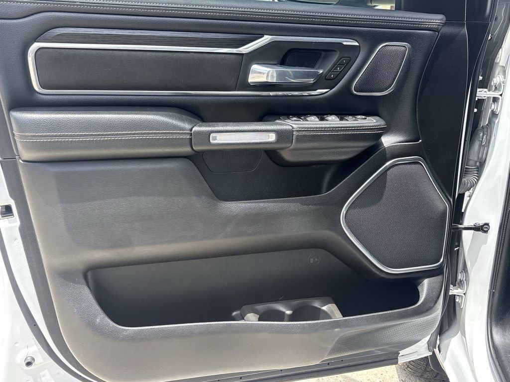 2023 Ram 1500 Laramie - 9