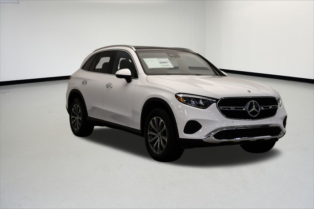 Thumbnail: 2026 Mercedes-Benz GLC - 7