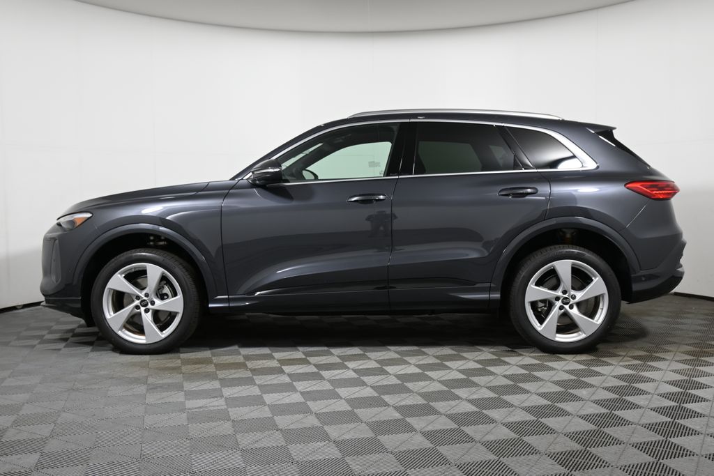 Thumbnail: 2025 Audi Q5 - 2