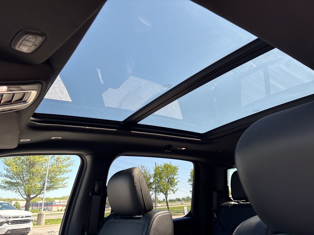 Used 2019 RAM Ram 1500 Sport with VIN 1C6SRFTTXKN633478 for sale in Kansas City