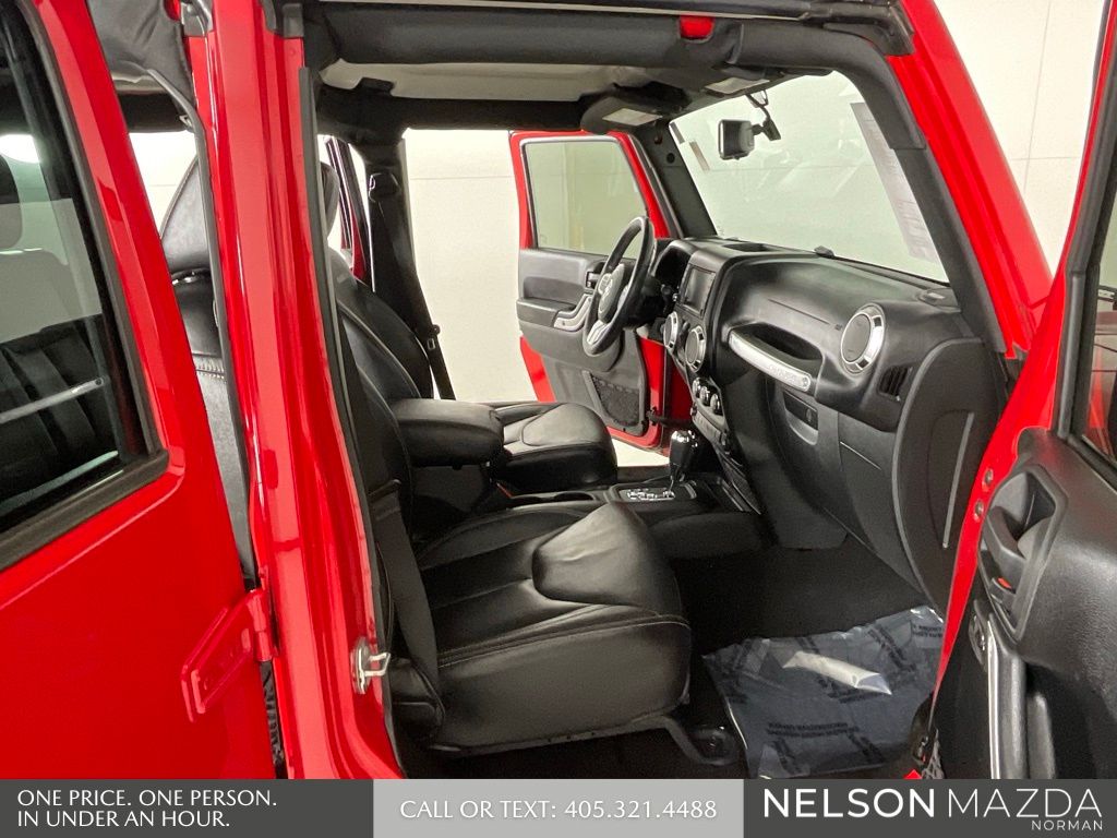 Used 2016 Red Jeep Unlimited Rubicon image 14