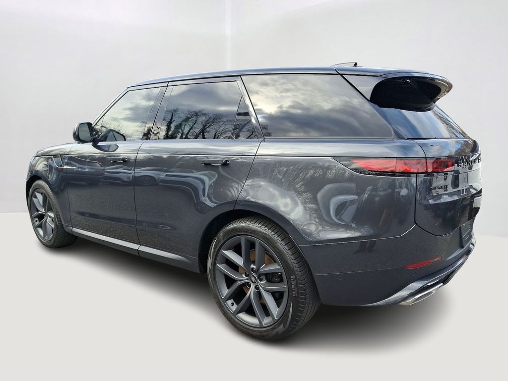 2025 Land Rover Range Rover Sport SE 4