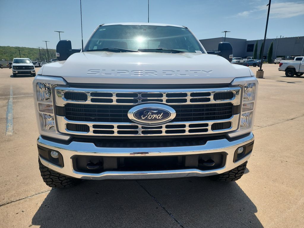 2024 Ford F-350SD XLT photo