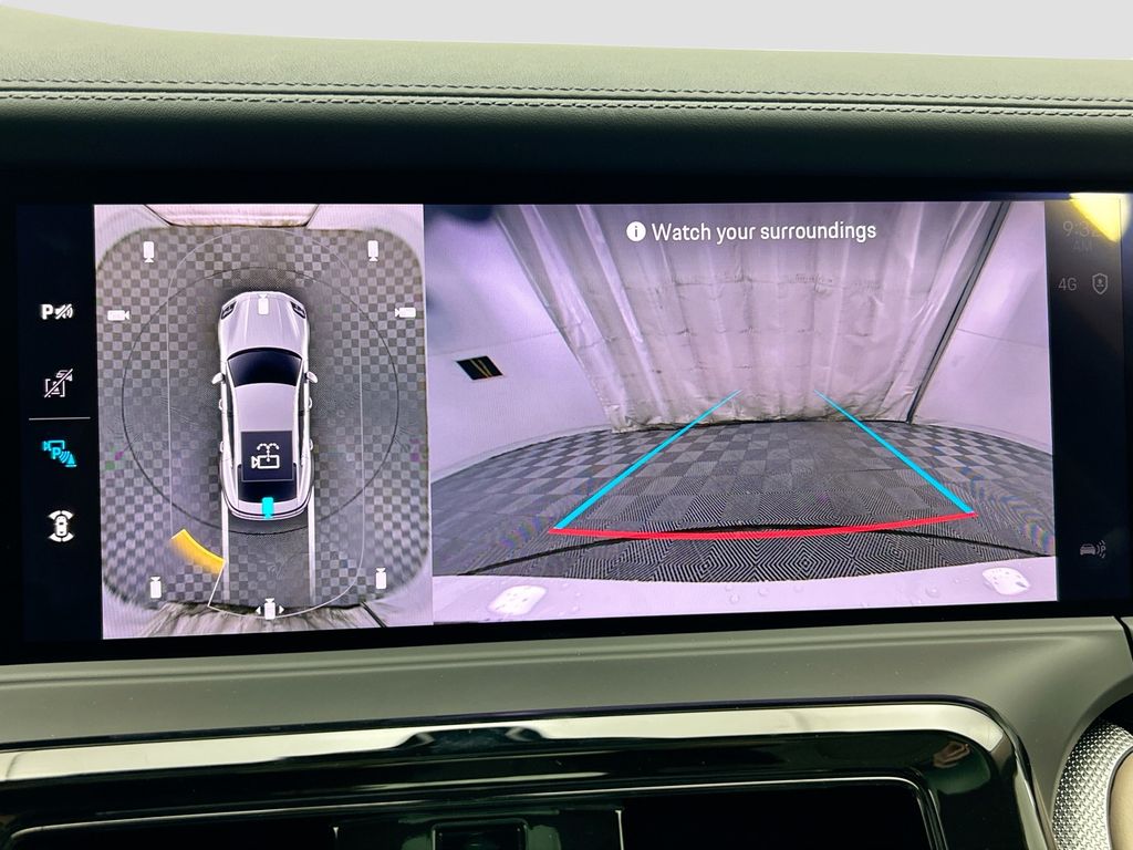 Thumbnail: 2026 Porsche Panamera - 18